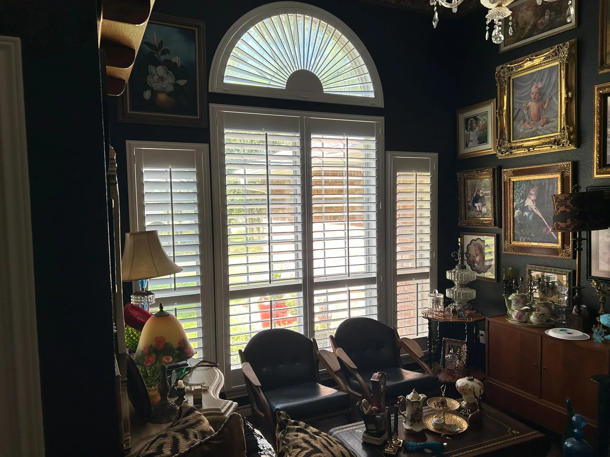 Plantation shutters on a Texas front room window